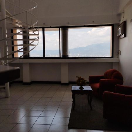 Hotel Valladolid Эредия Экстерьер фото