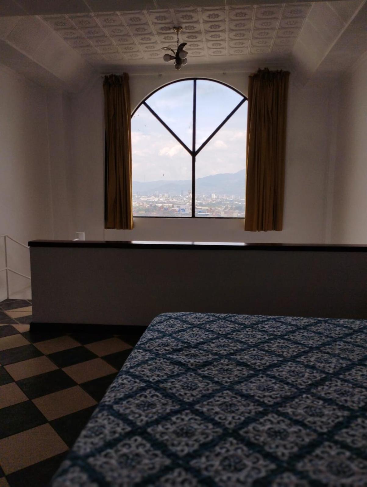 Hotel Valladolid Эредия Экстерьер фото